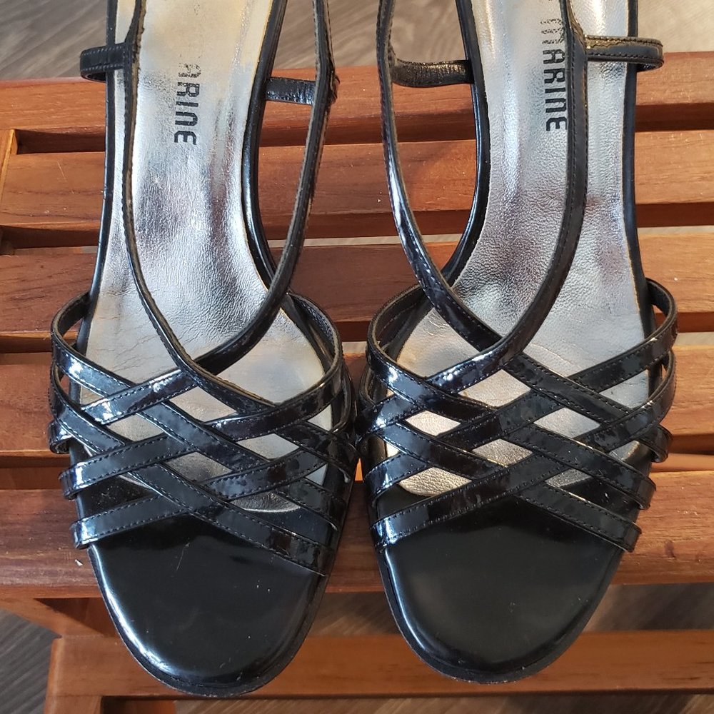 Blue Marine Italian sandals in black patent size 6,5